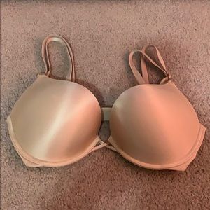 Victoria’s Secret Bombshell Bra